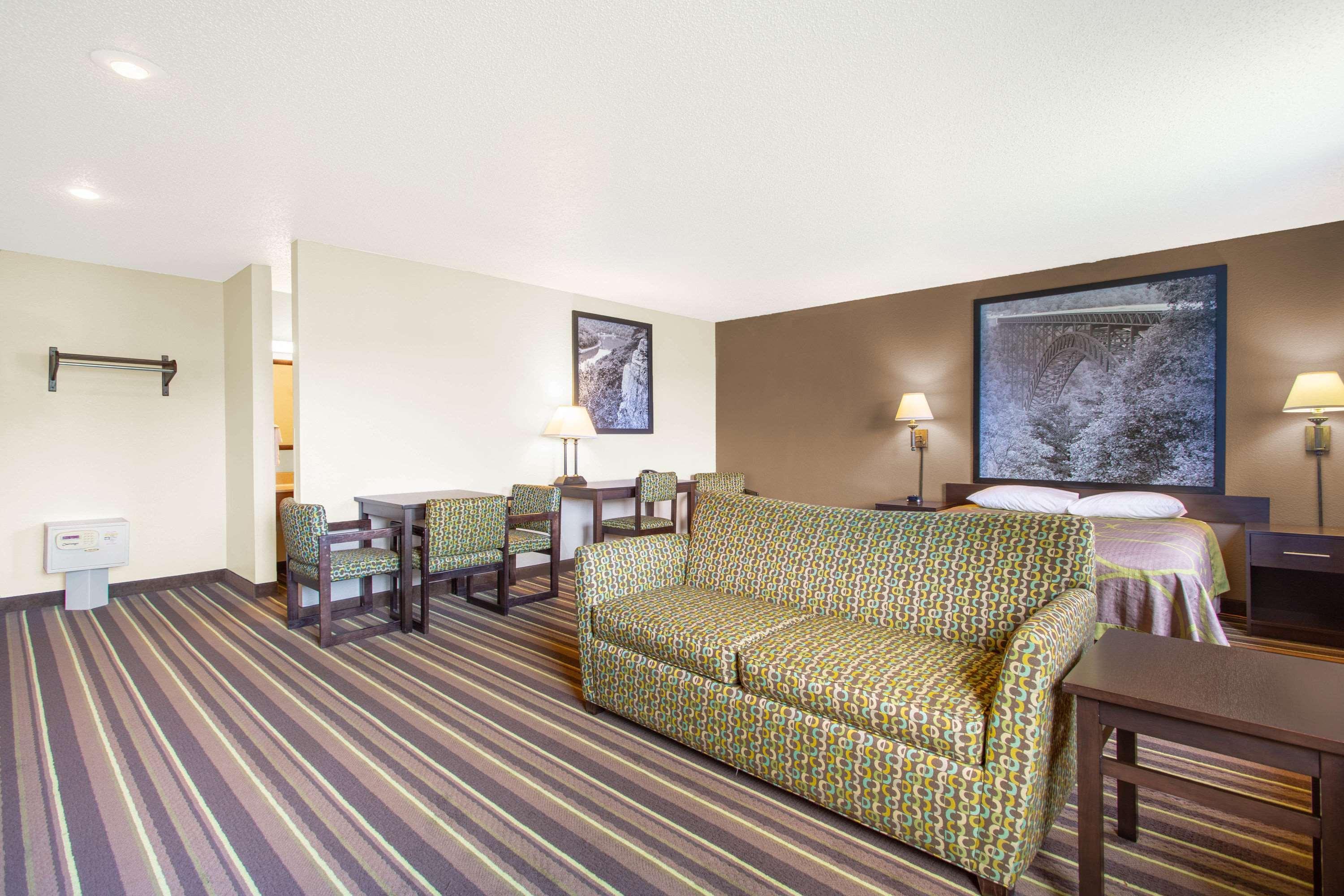 Super 8 By Wyndham Weston Wv Hotel Kültér fotó